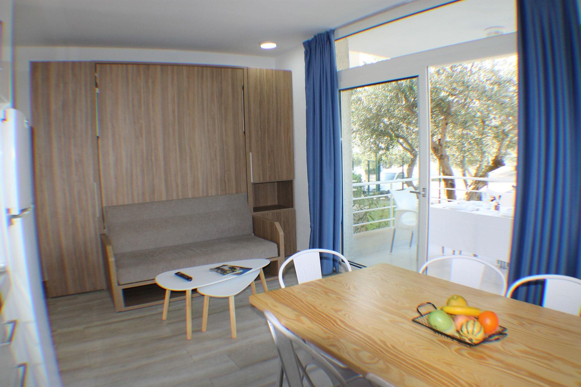 Agi Rescator Apartments Roses Zewnętrze zdjęcie