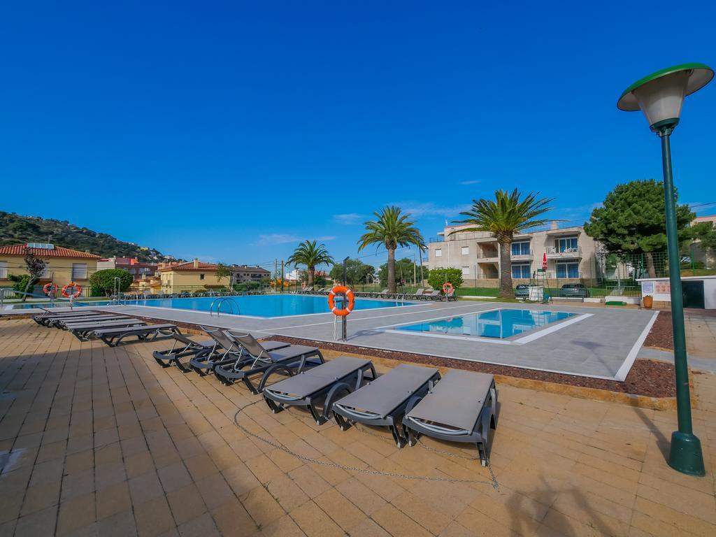 Agi Rescator Apartments Roses Zewnętrze zdjęcie
