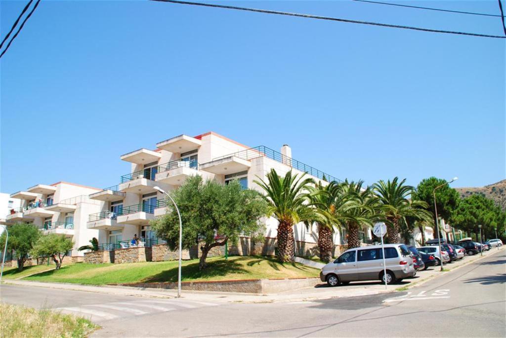 Agi Rescator Apartments Roses Zewnętrze zdjęcie
