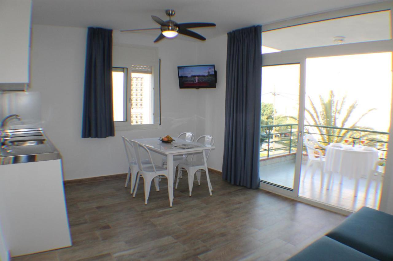 Agi Rescator Apartments Roses Zewnętrze zdjęcie