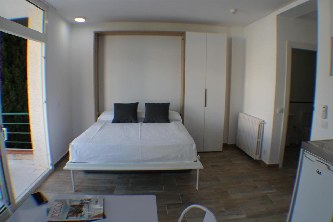 Agi Rescator Apartments Roses Zewnętrze zdjęcie