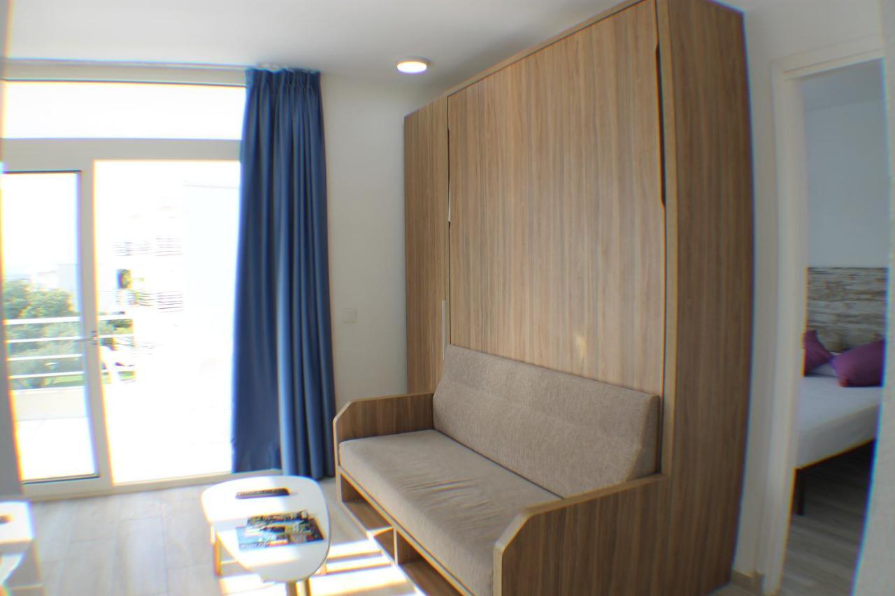 Agi Rescator Apartments Roses Zewnętrze zdjęcie